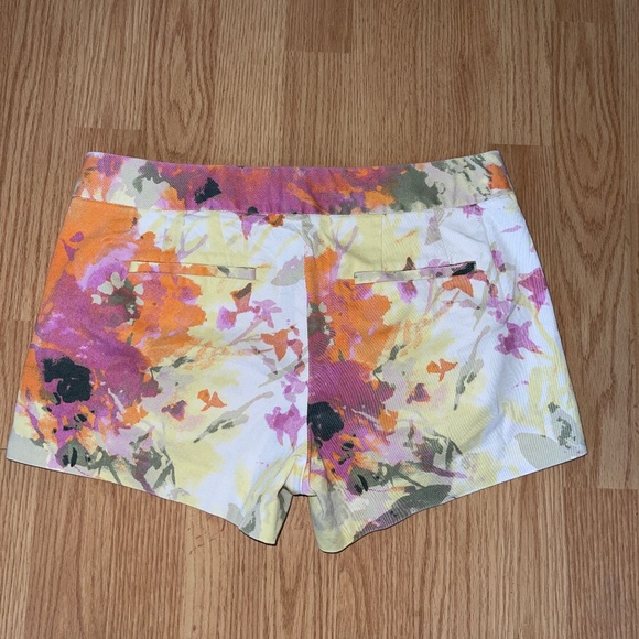 J. Crew Floral 3 Inch Inseam Colorful with Pockets Stretch Shorts Size 2 - Picture 6 of 8